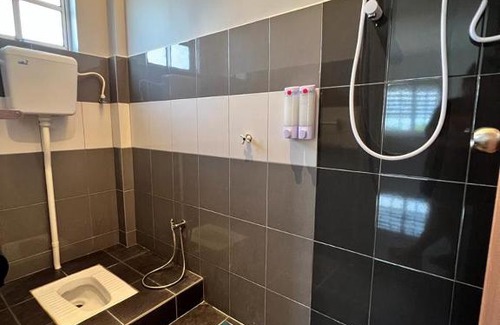 Teluk Intan Apartamento | Inn Homestay 2nd Floor Jasmine and Lavender unit