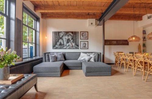 Ternaard Casa | Inn in Ternaard near Heritage