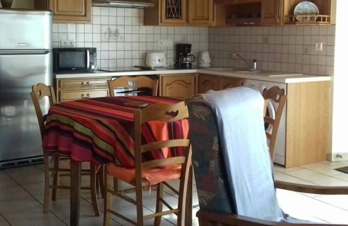 Lanuejouls Casa | Casa rural Lanuéjouls, 2 dormitorios, 5 personas