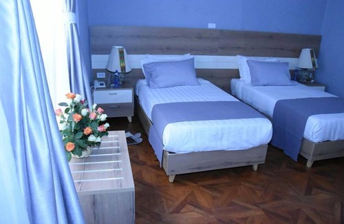 Gondar Casa | Inn of the Four Sisters