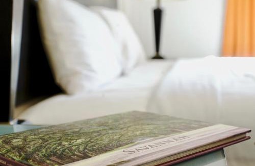 Savannah Hotel | INN on 17