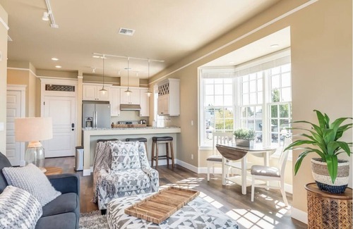 Blaine Apartamento | “Inn on the Harbor” Stunning sunsets, centrally located, cozy getaway!