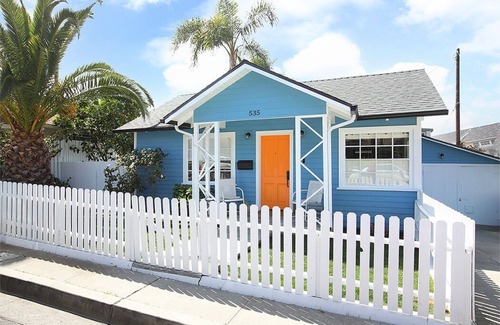 Laguna Beach Cabaña | Inn Through the Orange Door - Laguna Village cottage