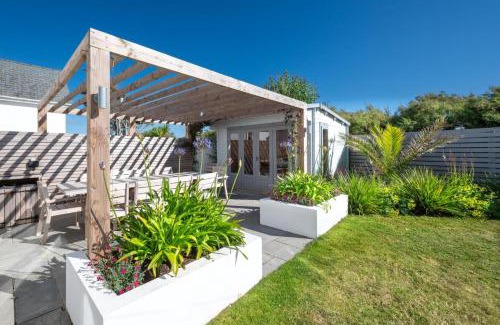 Constantine Bay Casa | Innisfree