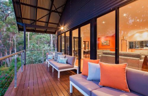 Quedjinup Casa | Innisfree - Tranquil Stilted Retreat Near Yallingup