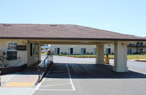 Salinas Hotel | Inns of California Salinas