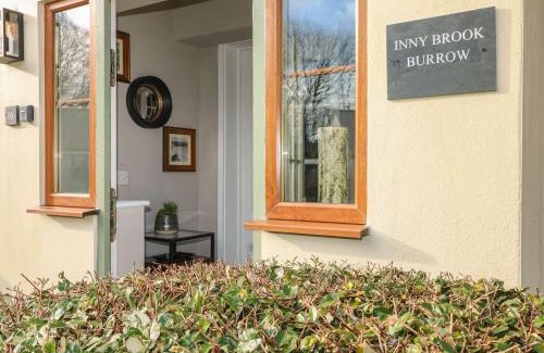 Camelford Casa | Inny Brook Burrow