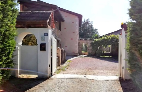 Capdenac Casa | ★★★ INSOLITE: a house with atypical charm, with swimming pool ★★★