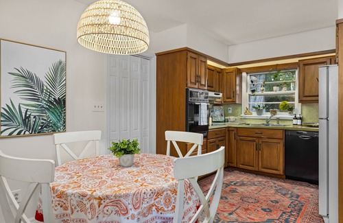 Florence Casa | Inspiring New Space, Sleeps 1-6, Best Area Downtown, Fast Wifi, New Mattresses