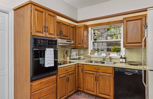 Florence Casa | Inspiring New Space, Sleeps 1-6, Best Area Downtown, Fast Wifi, New Mattresses