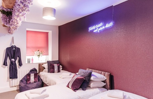 Bridgwater Casa | Insta perfect Somerset Kitchen Disco