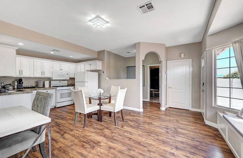 Spring Valley Villa | Instagram Worthy Mansion with an Oasis Backyard