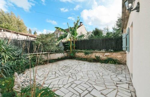 Barbizon Apartamento | Instant Fleury, studio cosy avec jardin secret