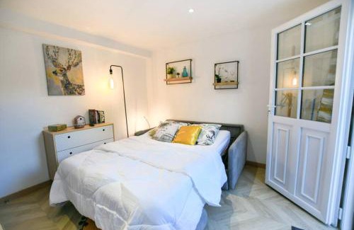 Barbizon Apartamento | Instant Fleury, studio cosy avec jardin secret