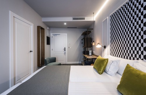 San Sebastian Centro Hotel | Intelier Victoria Hotel
