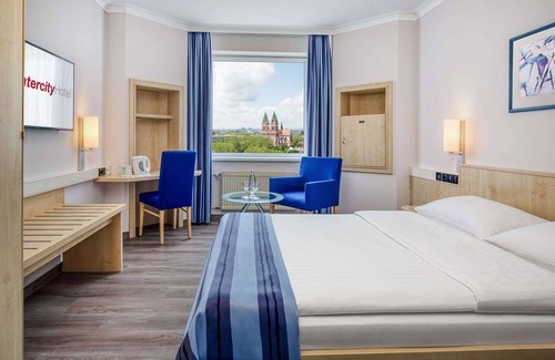 Freiburg im Breisgau Hotel | IntercityHotel Freiburg