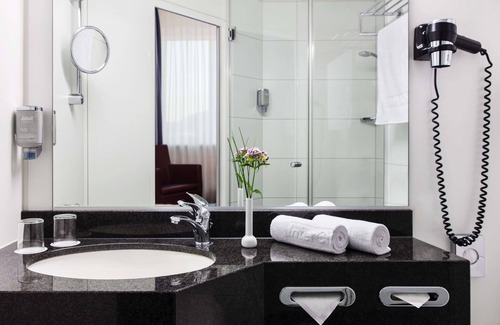 Freiburg im Breisgau Hotel | IntercityHotel Freiburg