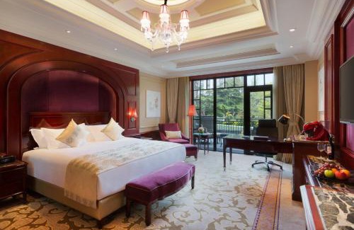 Huaihai Road Commercial Area Hotel | InterContinental Shanghai Ruijin by IHG - Downtown Historic Iconic Garden Hotel