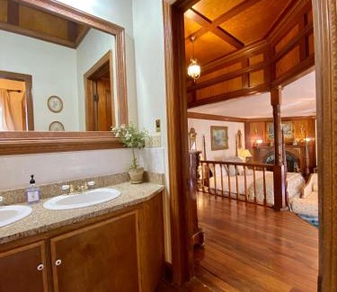 Hogansville Cama Y Desayuno | Intermission Hogan House