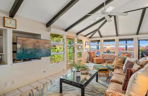 Downtown Lahaina Casa | International Colony Club 43 · ICC 43 Spacious 2BD Cottage Walk