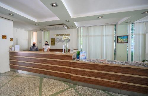 Primorski Hotel | International House of Journalists Resort