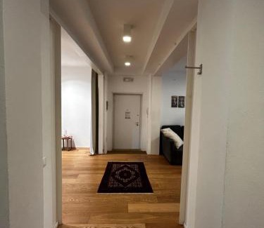 Ferrara Historic Centre Apartamento | Interno4home: In centro storico con posto auto