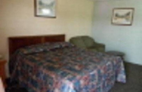 Tulsa Hotel | Interstate Inn Express