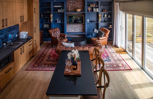 Martinborough Cabaña | Intimate couples getaway