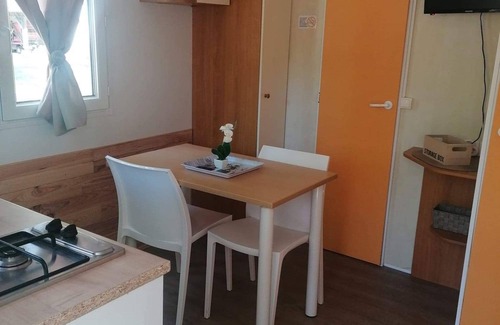 Carlux Casa | Intimate mobile home overlooking the Dordogne