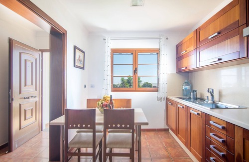 Tias Villa | Villa espaciosa con piscina privada, ideal para familias y grupos de adultos