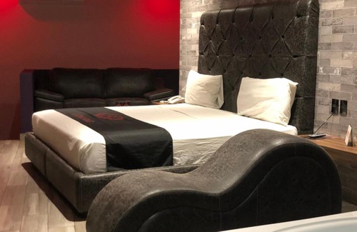 Casco antiguo Hotel | Intimisimo Suites Autohotel Centro Only Adult