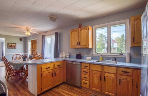 Rangeley Casa | InTown Lake House - downtown Rangeley home on the Lake