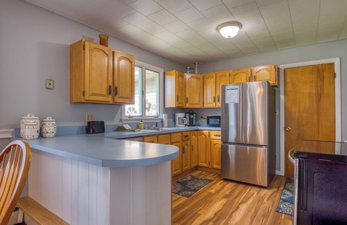 Rangeley Casa | InTown Lake House - downtown Rangeley home on the Lake