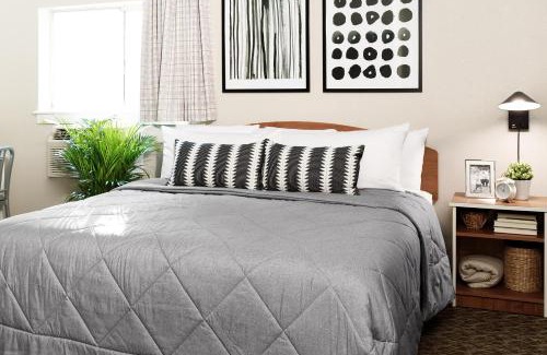 Greensboro Hotel | InTown Suites Extended Stay Greensboro NC - Lanada