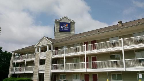 New Castle Hotel | InTown Suites Extended Stay Birmingham AL - Huffman Road