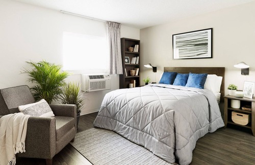 Prattville Hotel | InTown Suites Extended Stay Prattville AL