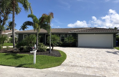 Bel Air Casa | Lauderdale by the Sea, Walk to Beach, Dock the Boat y Water Toys