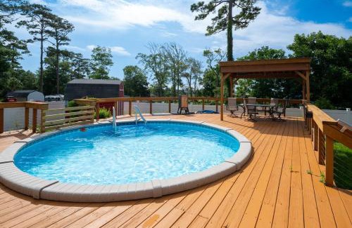 Shallotte Casa | Intracoastal Ocean Views - Pool - Laid Back Coastal Living