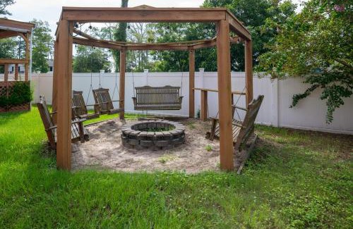 Shallotte Casa | Intracoastal Ocean Views - Pool - Laid Back Coastal Living