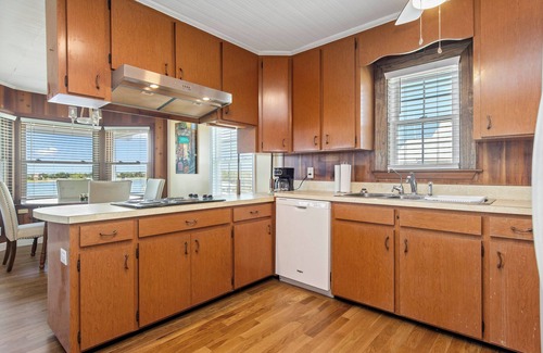 Cedar Point Casa | Intracoastal Waterway Soundfront 4BR w/ Dock, Boat Lift, & Stunning Water Views