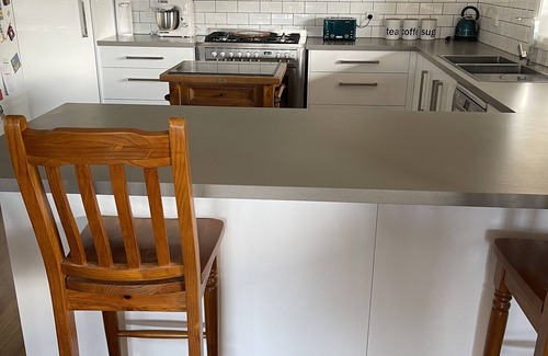 Walang Casa | Introducing Serenity Home: Your Escape Awaits. Just 15 Minutes from Bathurst CBD