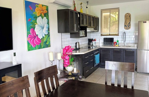 Liberia Condominio | This condominium is a 2 bedroom(s), 1.5 bathrooms, located in Playas Del Coco, Provincia de Guanacaste.