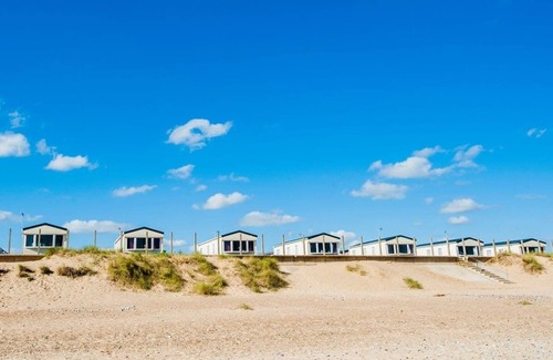 Caister-on-Sea Casa | Introducing the Willerby Herald, a 2-bedroom caravan designed with your comfort.