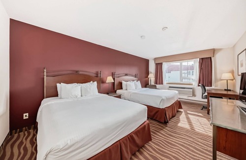 East Kootenay Hotel | Invermere Inn
