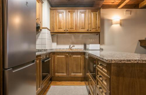 Baqueira Apartamento | Invernalia by Totiaran
