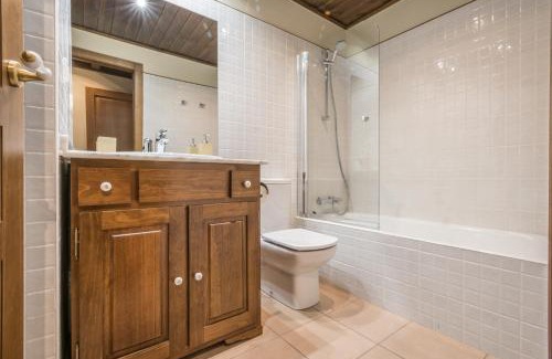 Baqueira Apartamento | Invernalia by Totiaran