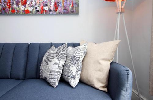 Roath Apartamento | Inverness - Cardiff Stay, 2-Bed Home Sleeps 4 & Netflix