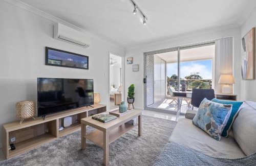 Rockingham Apartamento | Inviting 2BR Stay by the Sand at Rockingham
