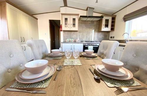 Tattershall Cabina | Inviting 3-Bed lodge Tattershall Lakes, Lincoln