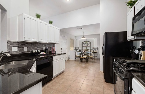 Buckner Terrace - Everglade Park Casa | Inviting 3BR Home near Downtown Dallas and The State Fair of Texas